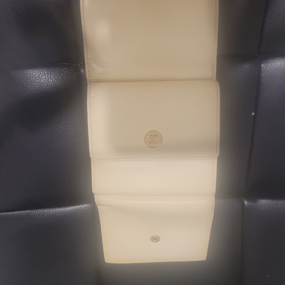 Chanel Bifold Wallet - Picture 2 of 9